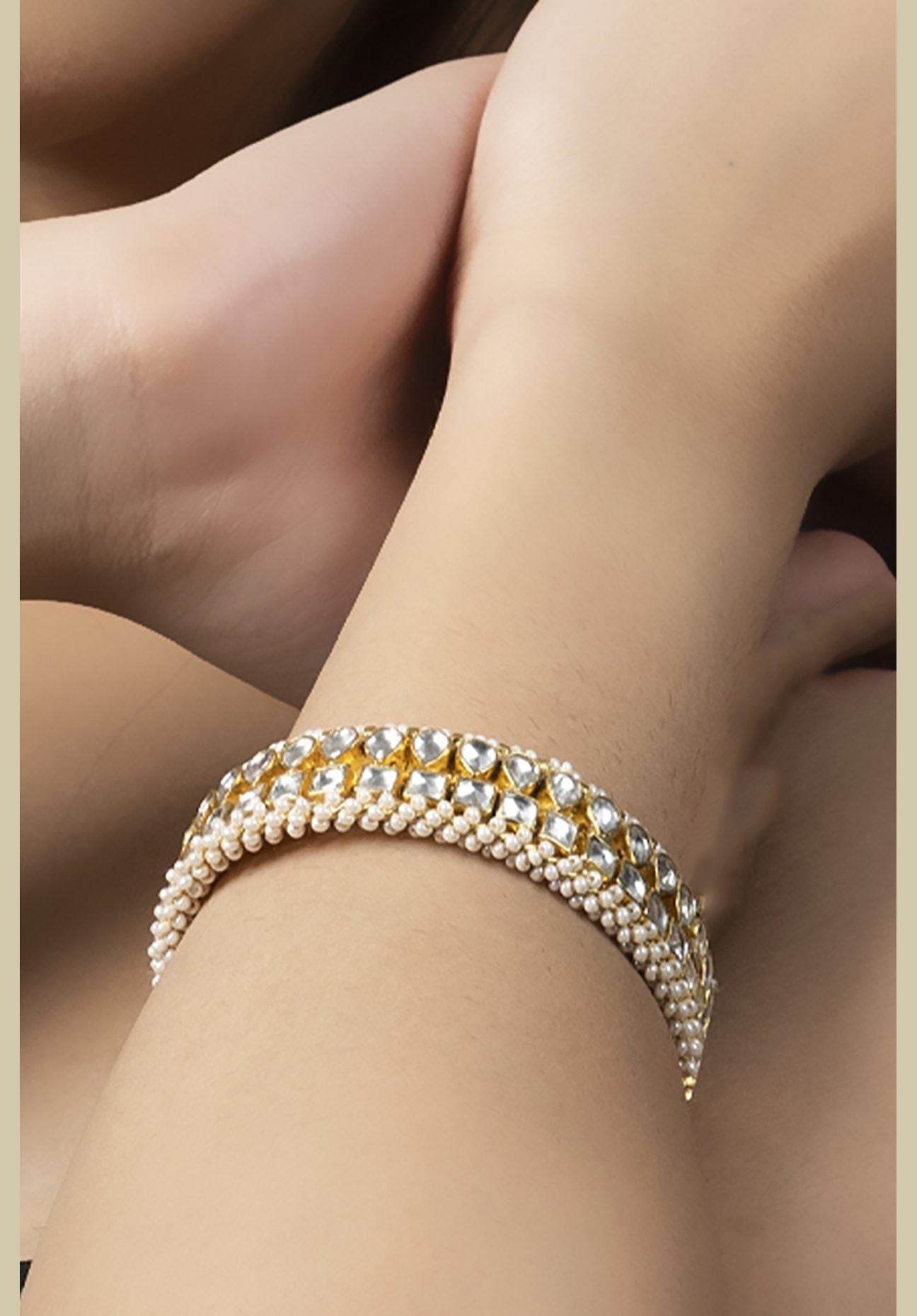Royal Gold-Plated Kundan Bracelet Set - Auraa Trends