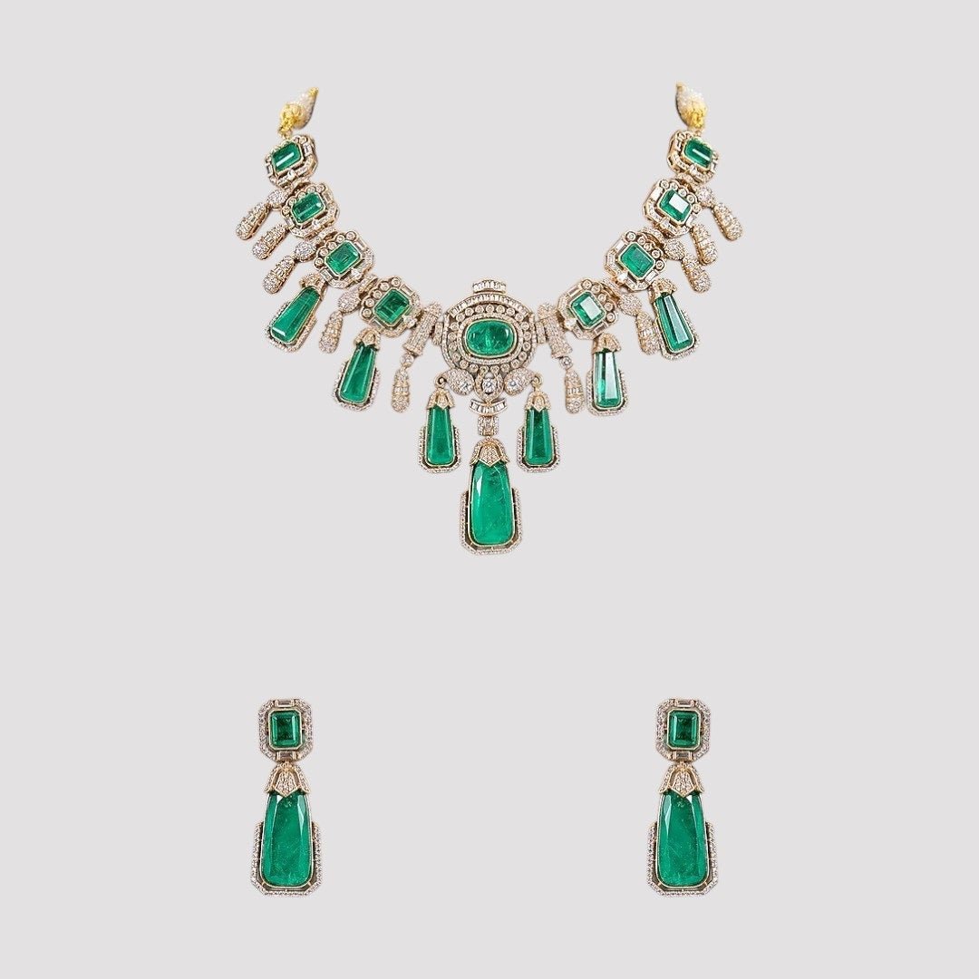 Royal Green Stone Kundan Choker Necklace Set with Long Drop Earrings for Women - Auraa Trends - Necklace - - Auraa Trends - Woman wearing emerald green Kundan choker necklace set with long drop earrings