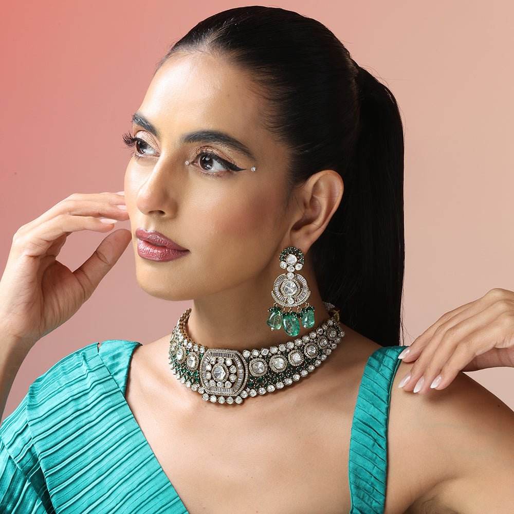 Royal Kundan Choker Necklace with Green Beads Statement Ear Dings – Luxury Antique Traditional Indian Jewellery - Auraa Trends