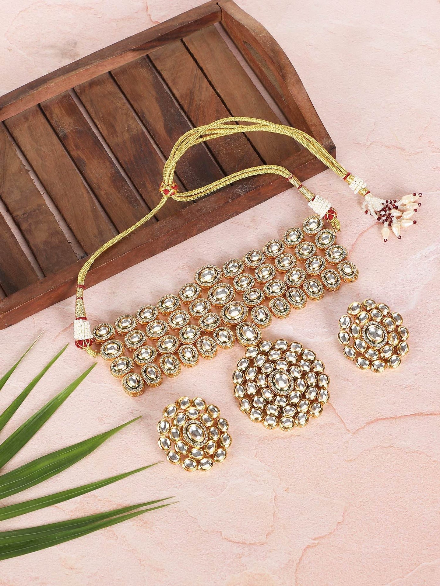 Royal Kundan Gold-Plated Bridal Choker Necklace Set - Auraa Trends