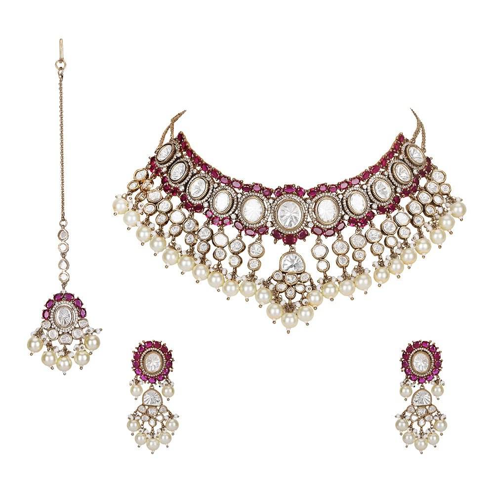 Royal Kundan & Pearl Bridal Jewelry Set - Auraa Trends