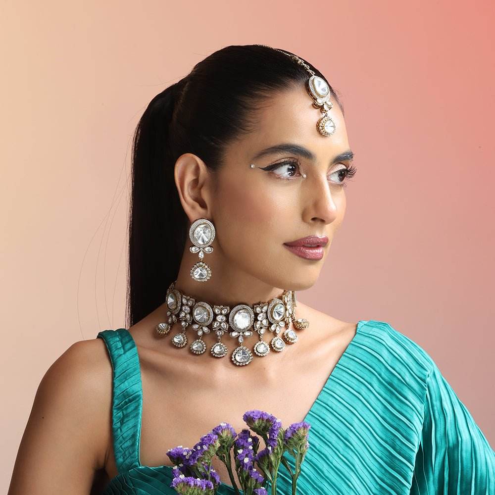 Royal Polki Kundan Bridal Choker Set with Maangtikka – Antique Gold and Mirror Finish - Auraa Trends