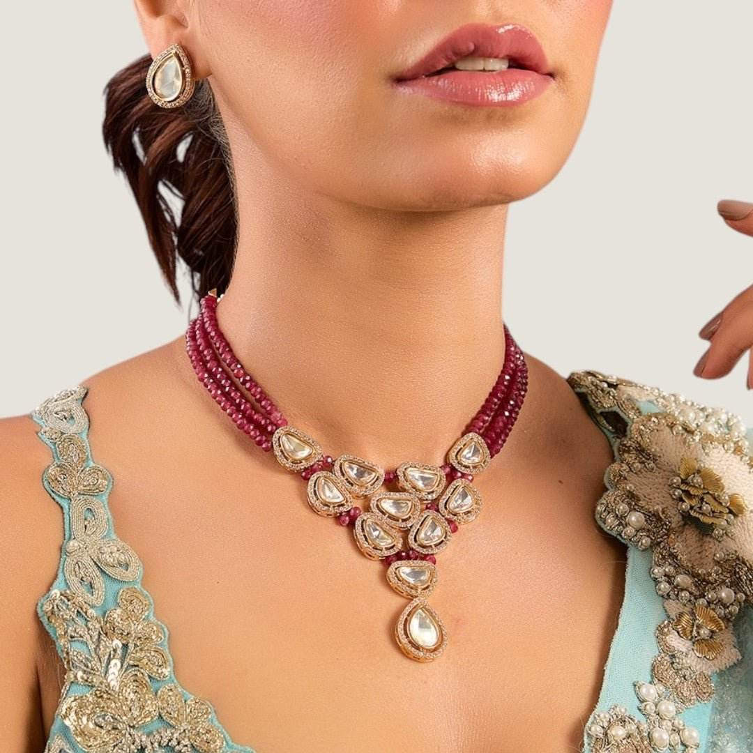 Ruby Beaded Necklace Set with Kundan Teardrop Pendant - Auraa Trends