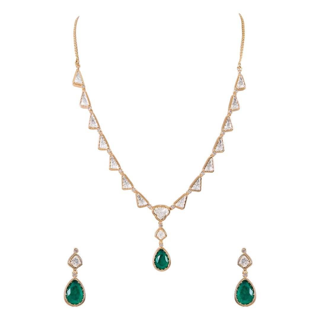 Sophisticated Kundan Necklace Set with Emerald Green Drop Pair of Matching Earrings - Auraa Trends