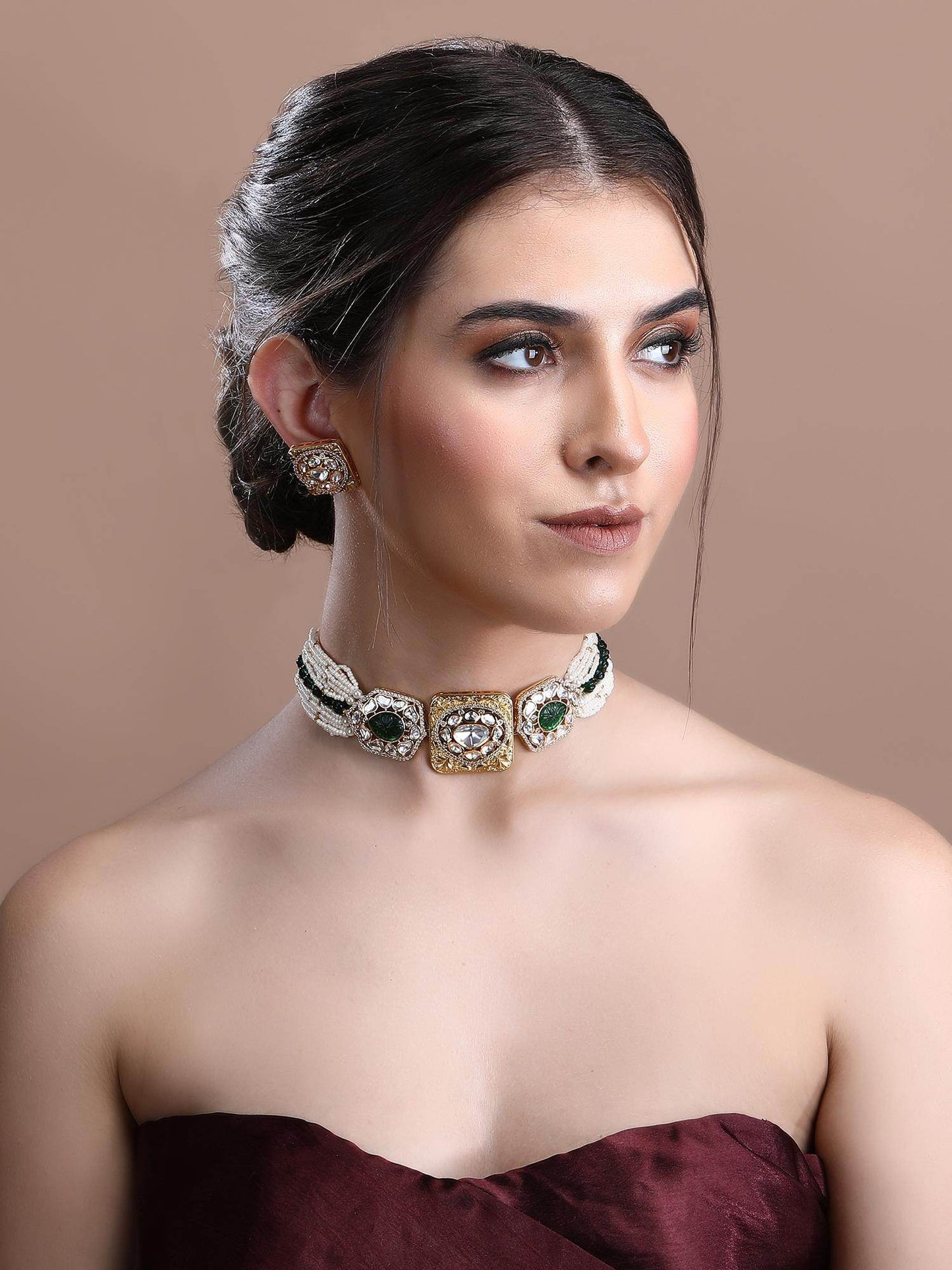 Sparkling 22KT Gold Plated Kundan Green Choker Necklace Set - Auraa Trends
