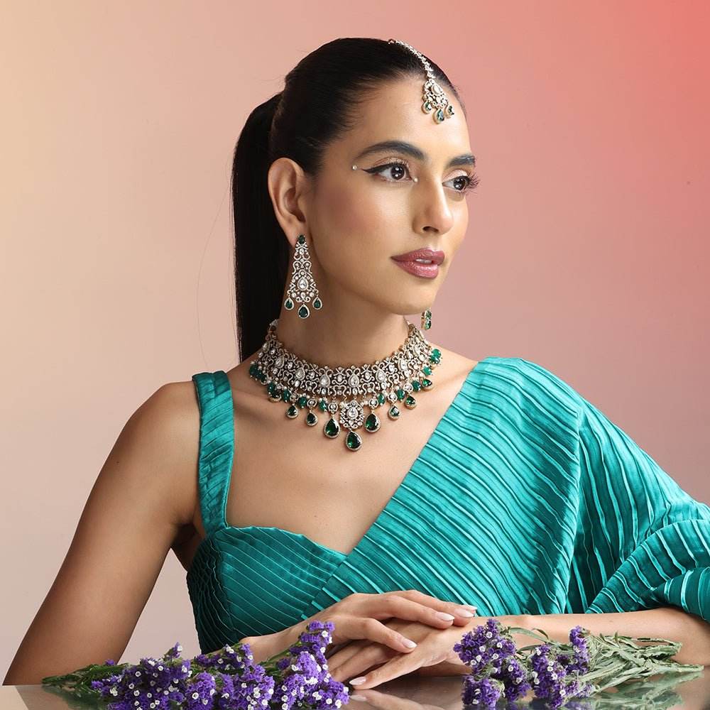 Stunning Emerald Drop Kundan Choker Set with Maangtikka – Royal Green and Pearl Combination - Auraa Trends