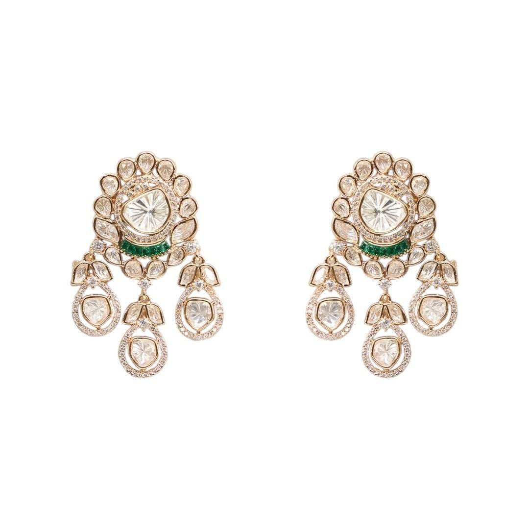 Stunning Gold-Plated Kundan Bridal Jewelry Set with Choker, Earrings Maang Tikka - Auraa Trends