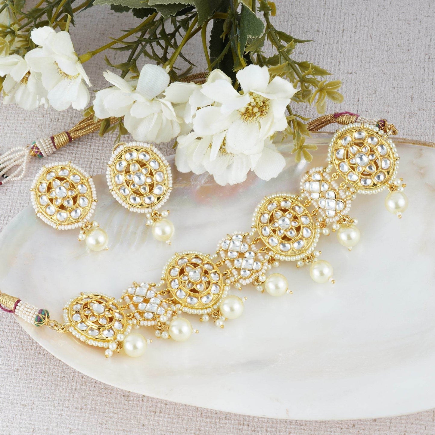 Traditional Gold Plated Kundan Choker Necklace Set - Auraa Trends