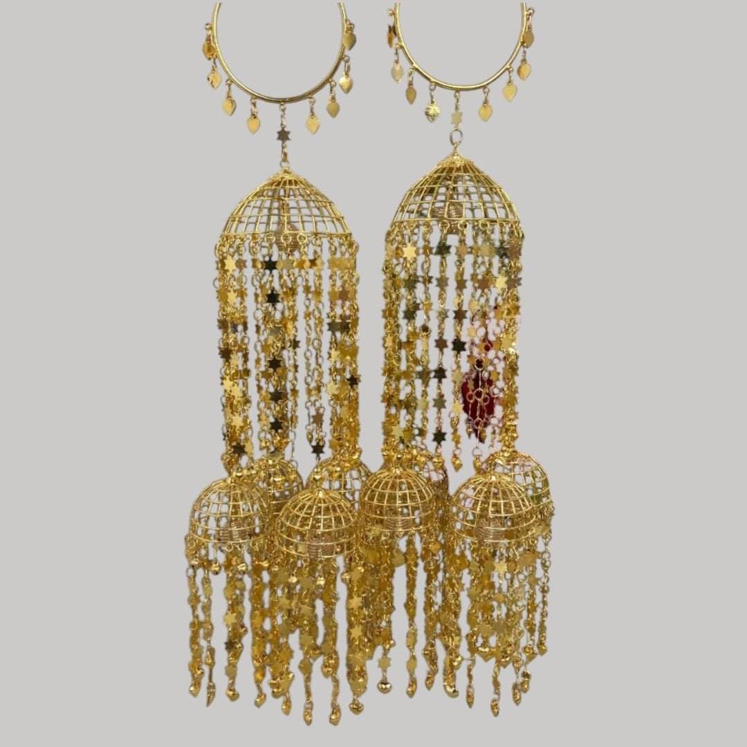 Traditional Gold-Plated Punjabi Bridal Kaleere with Dome & Star Chain Detailing - Auraa Trends