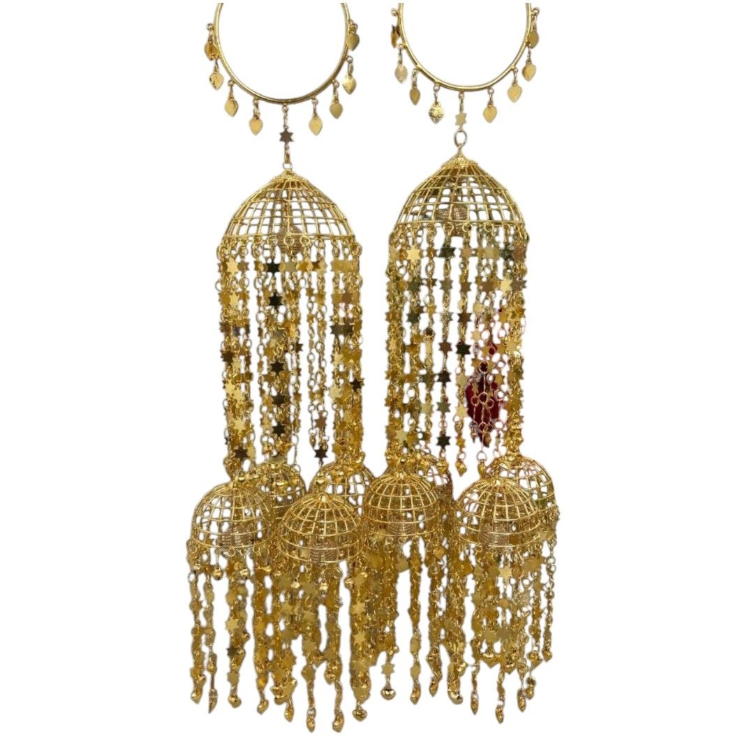 Traditional Gold - Plated Punjabi Bridal Kaleere with Dome & Star Chain Detailing - Auraa Trends - Kaleere - - Auraa Trends - Traditional Gold - Plated Punjabi Bridal Kaleere with Dome & Star Chain Detailing