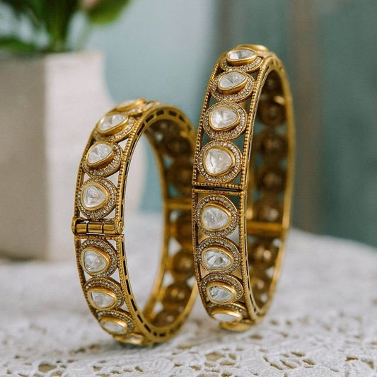 Traditional Mehandi Polish Kundan Bangles with White Stones - Auraa Trends