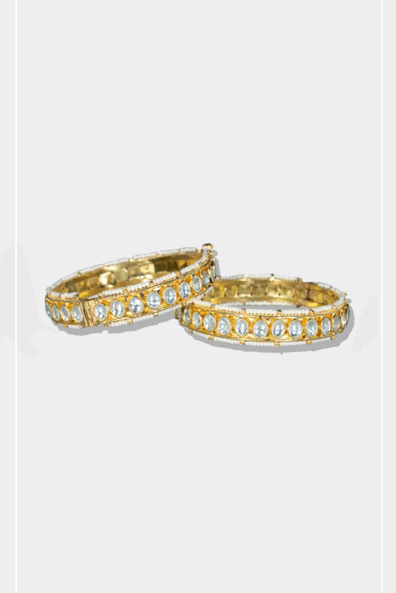 Traditional Moissanite Gold-Tone Kundan Bracelet - Auraa Trends - Bracelet - Traditional Moissanite Gold-Tone Kundan Bracelet