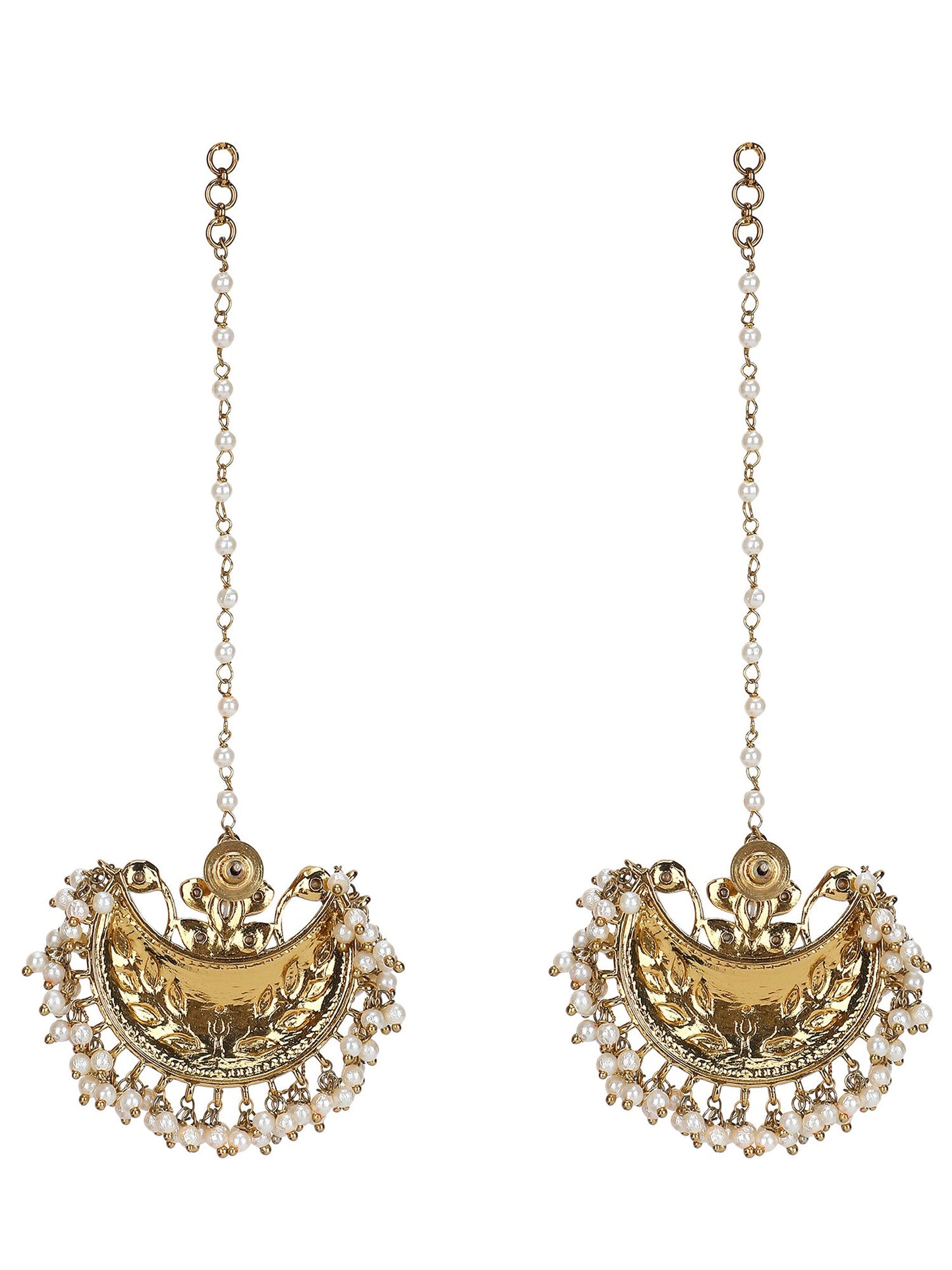 Vintage Gold Bridal Ear Cuff Earrings with Pearl Chains and Kundan Embellishments - Auraa Trends - Earrings - - Auraa Trends - Antique gold ear cuff earrings featuring white Kundan, pearl clusters, and chain drop for bridal use