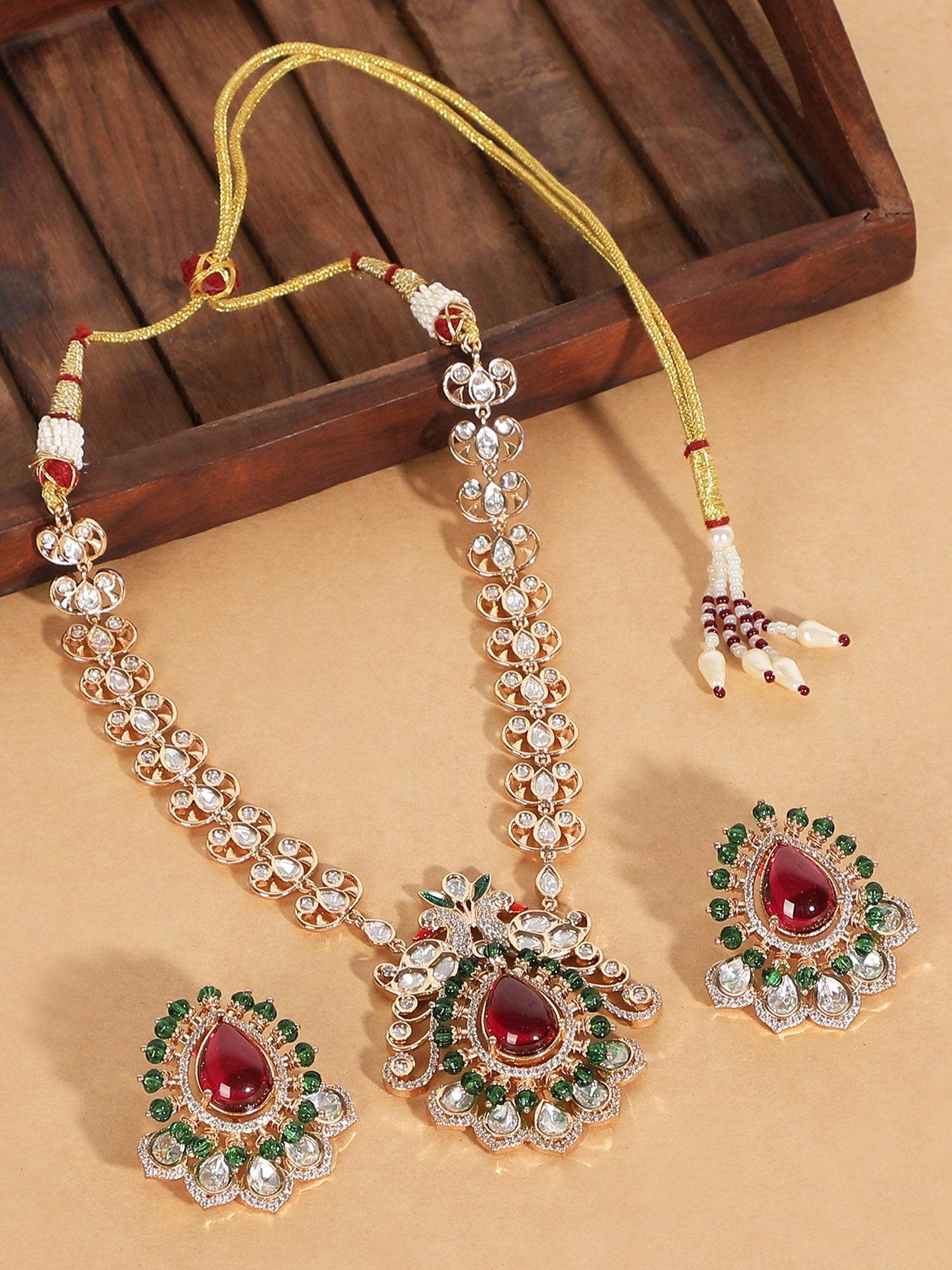 Feeling Festive - Auraa Trends