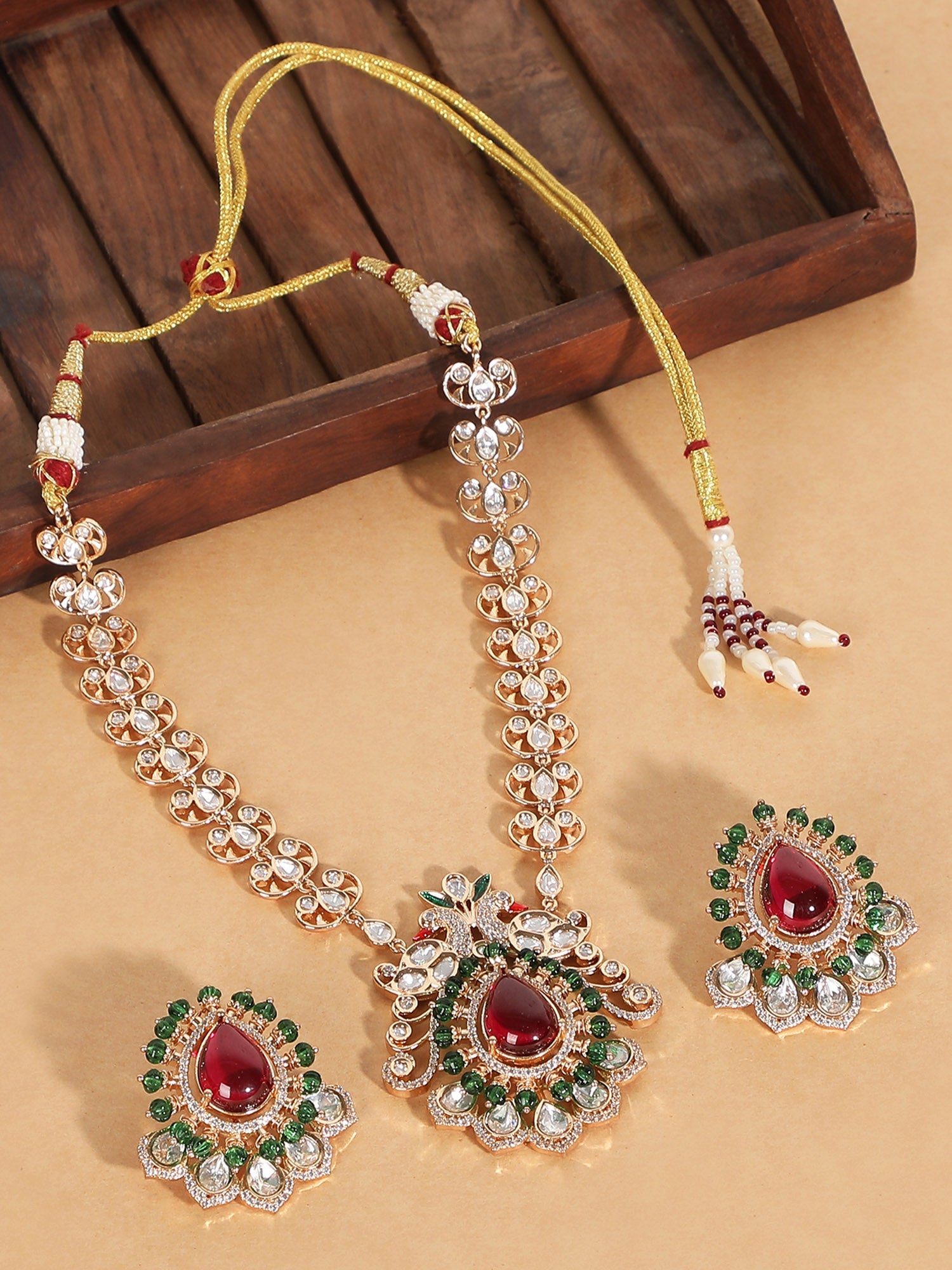 Feeling Festive - Auraa Trends