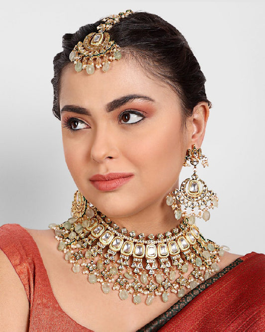 Kundan Necklace Set With Maangtika