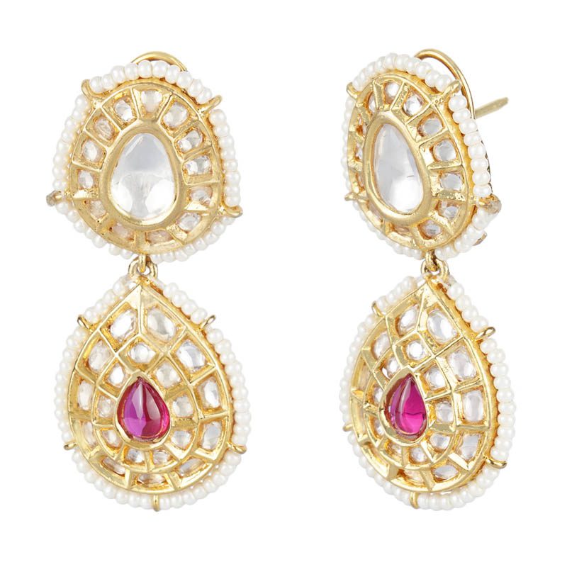 Resplendent Kundan Necklace Set