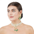 Load image into Gallery viewer, Glistening Kundan Necklace Set

