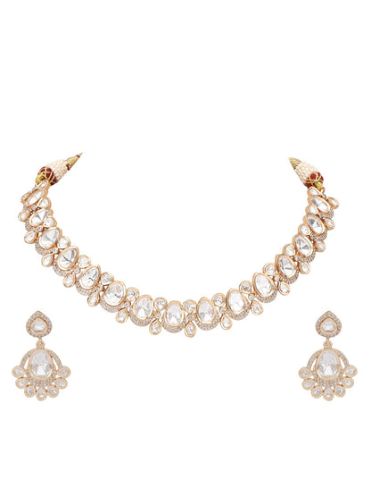 Elegant Kundan Necklace Set with Teardrop Motifs