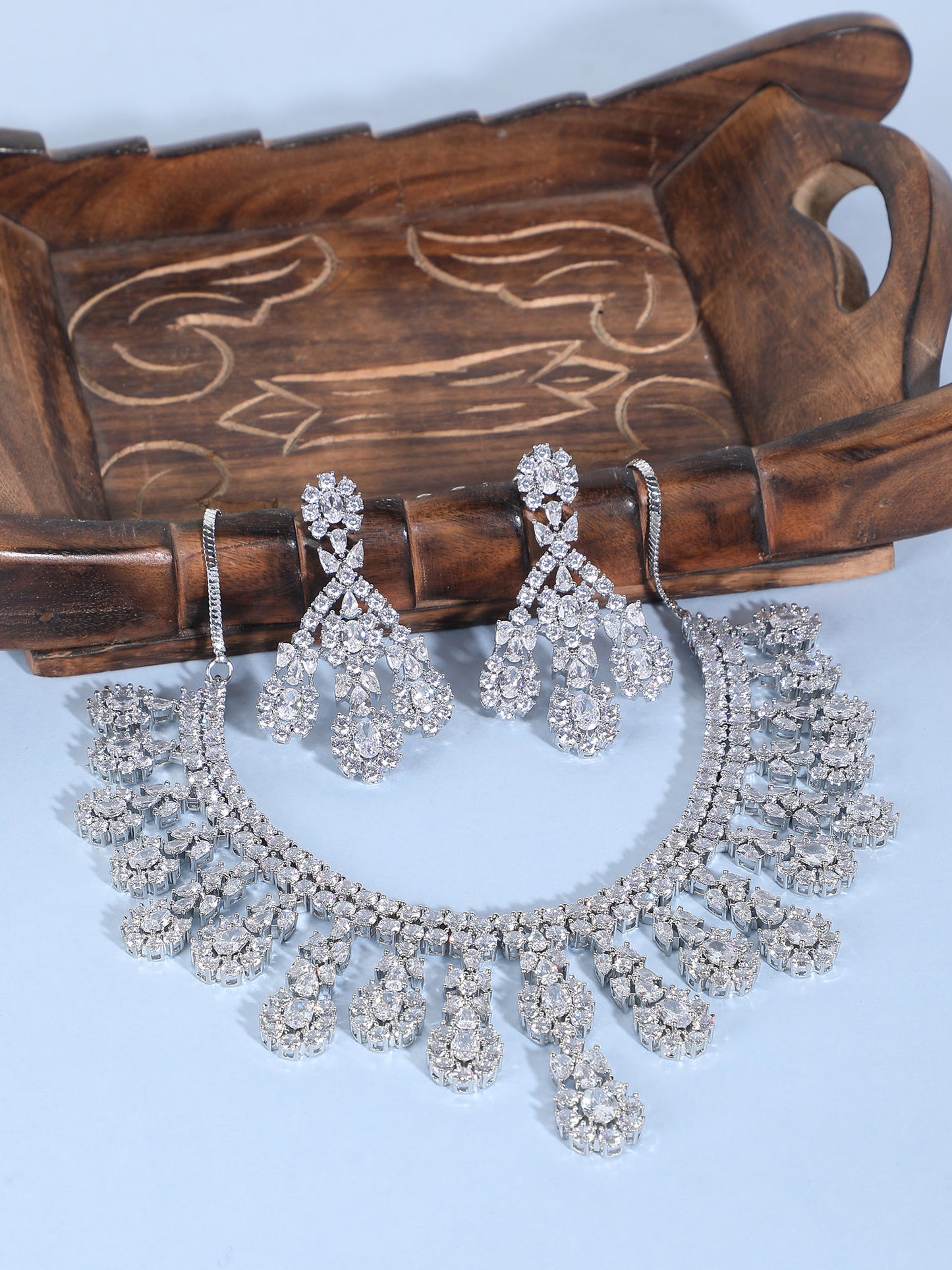 Complete your outfit with this elegant Necklace Set, featuring a matching pair