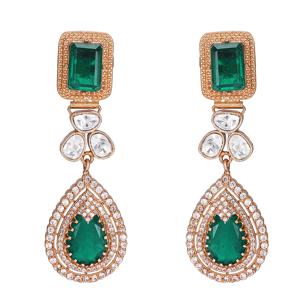 Luxurious Emerald Green and Crystal Kundan Necklace Set