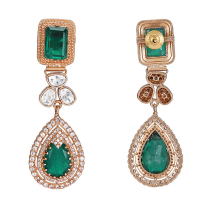 Luxurious Emerald Green and Crystal Kundan Necklace Set