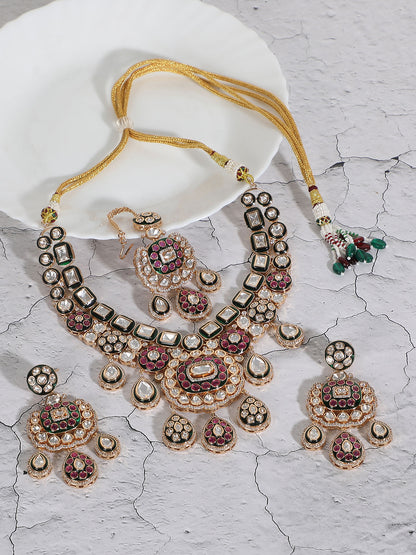 Polki Necklace Set with matching earrings