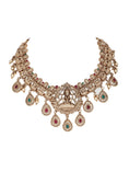 Load image into Gallery viewer, Alluring 22KT Gold Plated Kundan Red and Green Necklace Set
