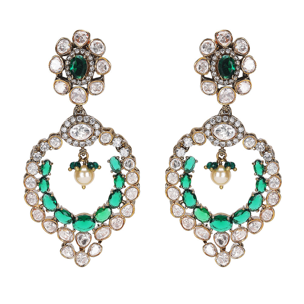 Earrings with Eye-Catching Contrast Online 