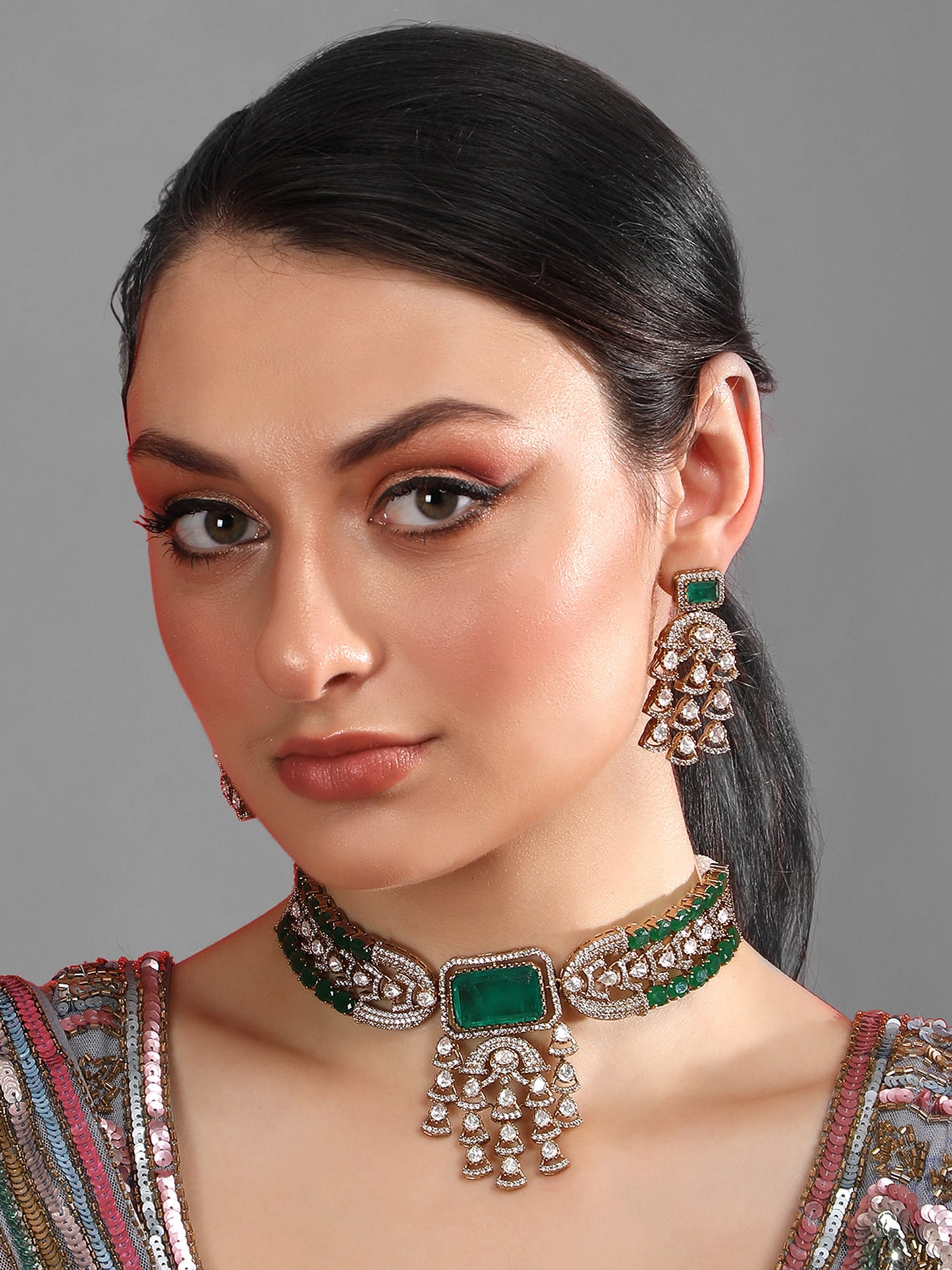 Gold-Plated Kundan-Studded & Beaded Jewellery Set