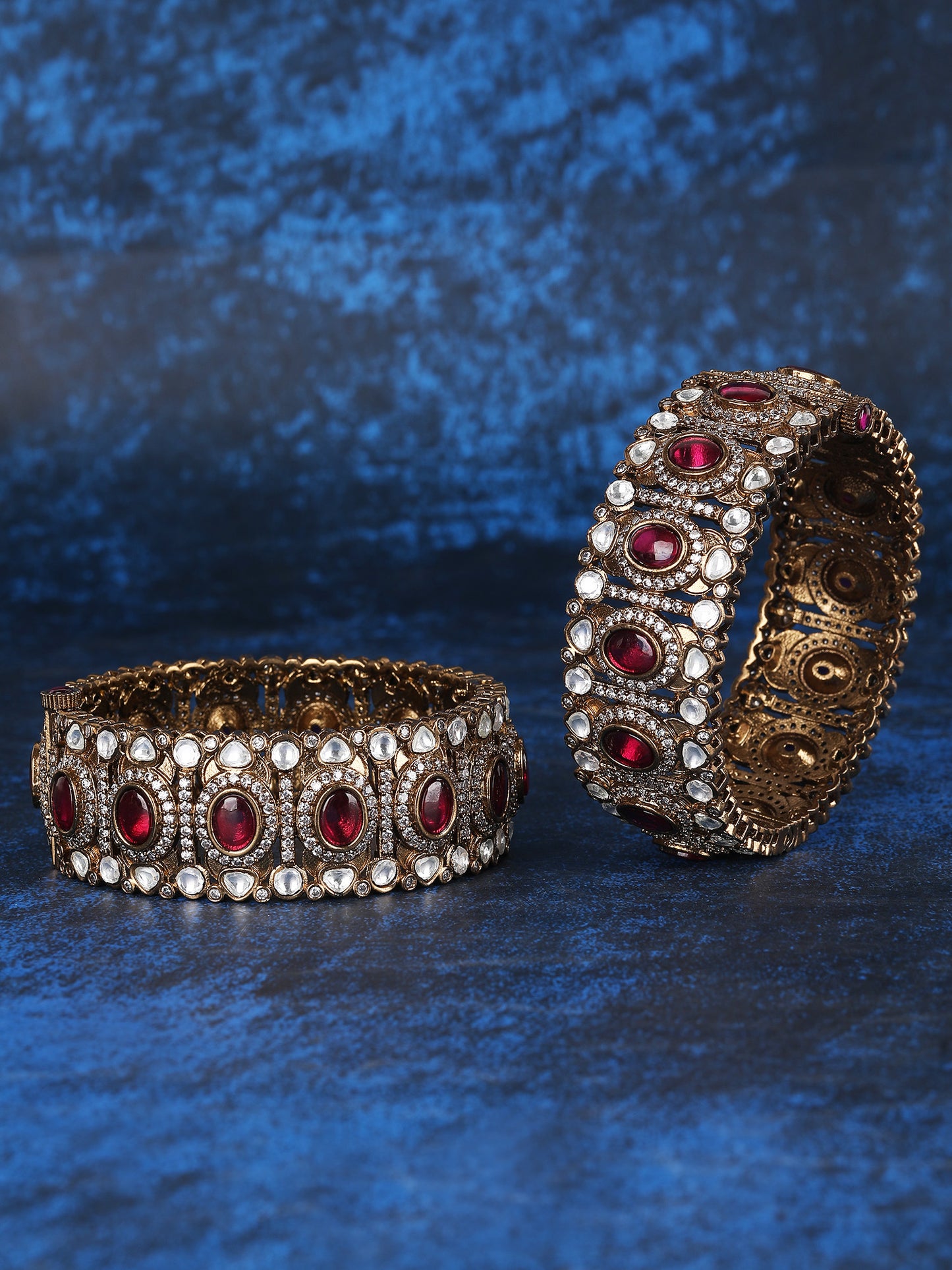 Antique Gold Bracelet with Elegant Ruby Stones