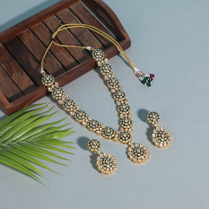 Elegant Gold-Plated Kundan Bridal Necklace Set