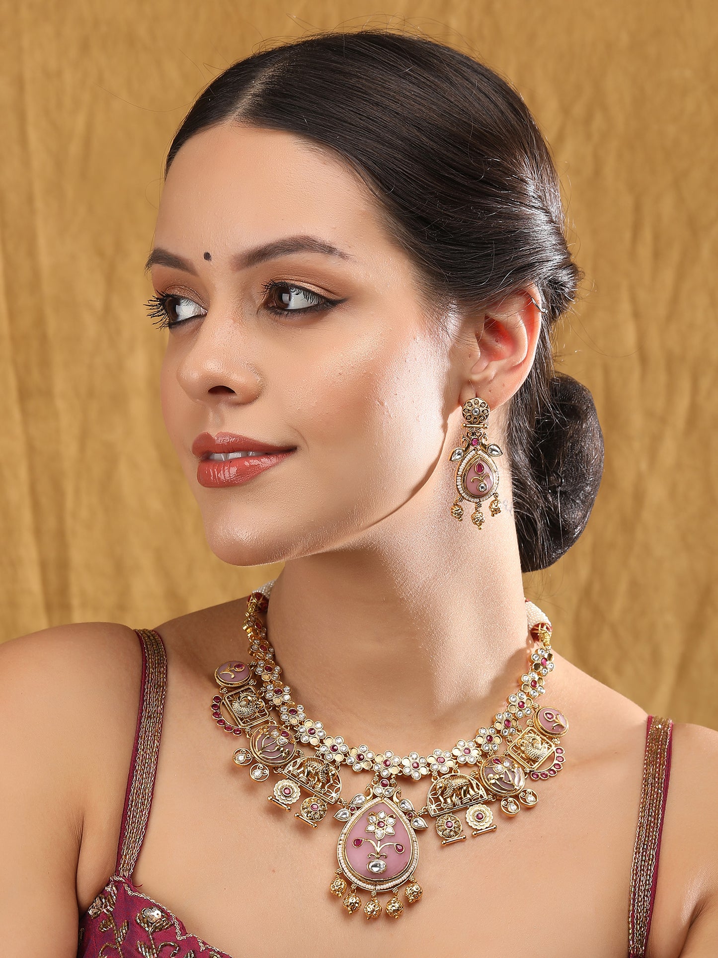 Gold-Toned & White Gold Plated Kundan-Polki Handcrafted Beaded Necklace Set