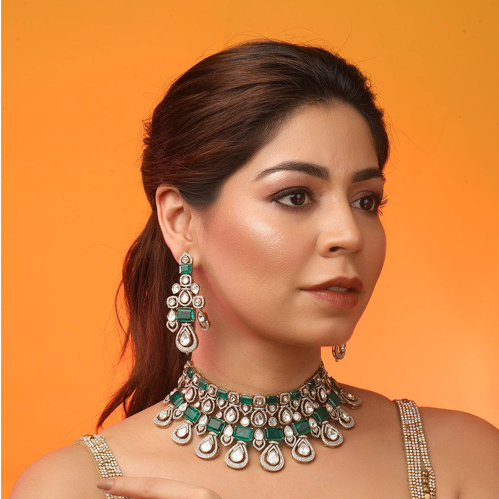 Emerald green kundan bridal necklace set with matching earrings, gold plated choker style wedding jewelry