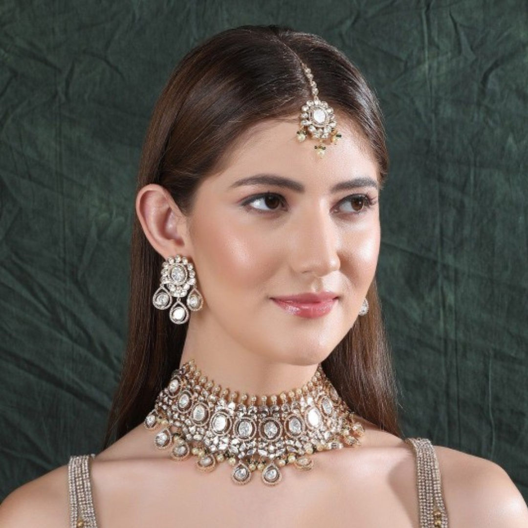 Elegant Kundan Bridal Necklace Set with Earrings & Maang Tikka