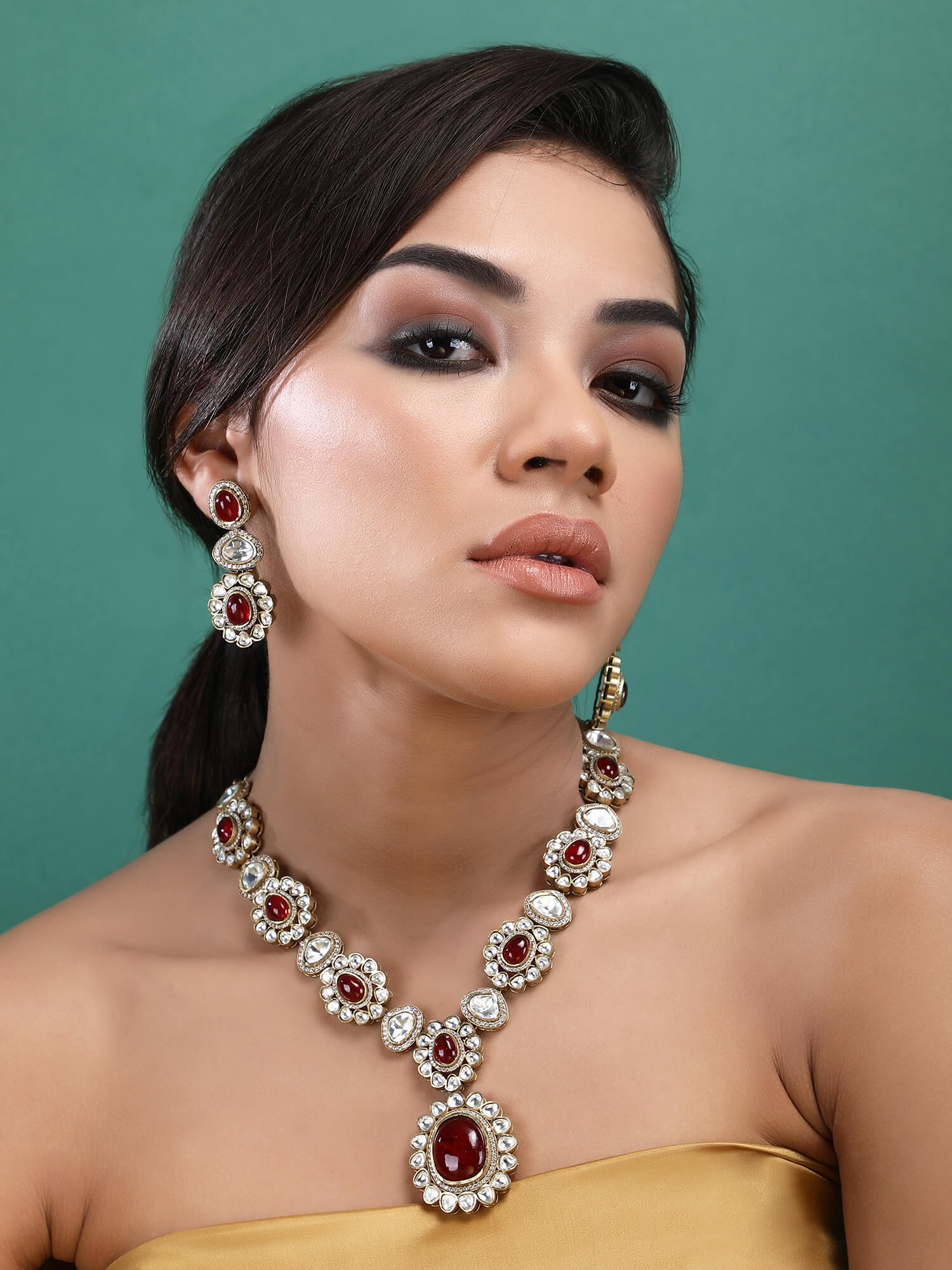 22KT Gold Plated Kundan Classic Red Necklace Set - Auraa Trends - Necklace Set - Trends - Red Necklace Set with earrings