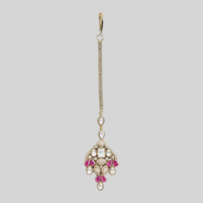 Gold finish Victorian kundan maang tikka with polki-style centre stone, ruby pink pear accents, American diamond detailing and double chain – Auraa Trends