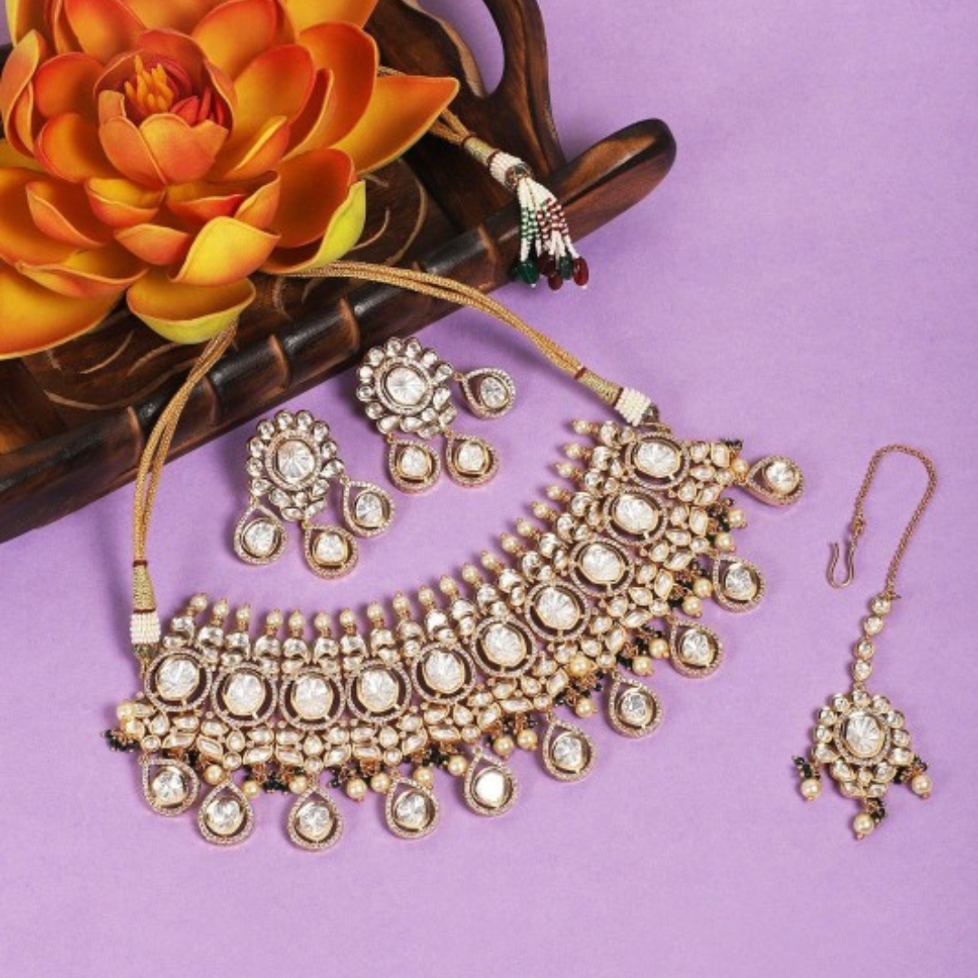 Elegant Kundan Bridal Necklace Set with Earrings & Maang Tikka