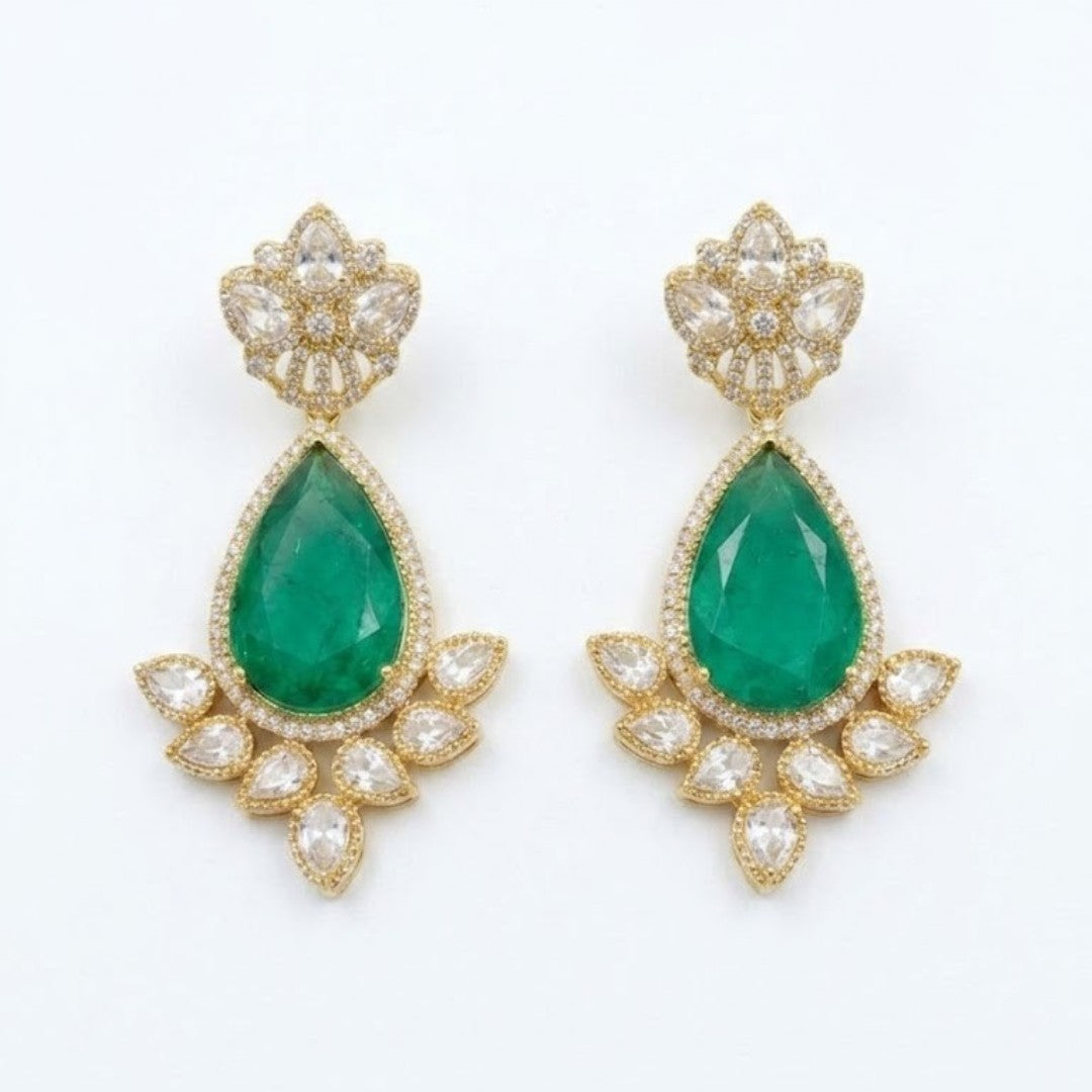 Gold Kundan Necklace Set with Green Stone Pendant & Matching Earrings
