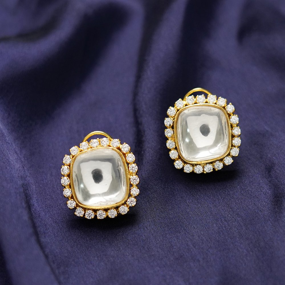 Luxurious Gold Plated Kundan Stud Earrings