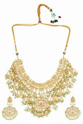 Load image into Gallery viewer, Bedazzling Gold Plated Kundan Necklace Set
