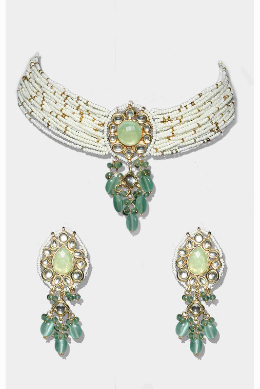 Dazzling Gold Plated Kundan Necklace Set