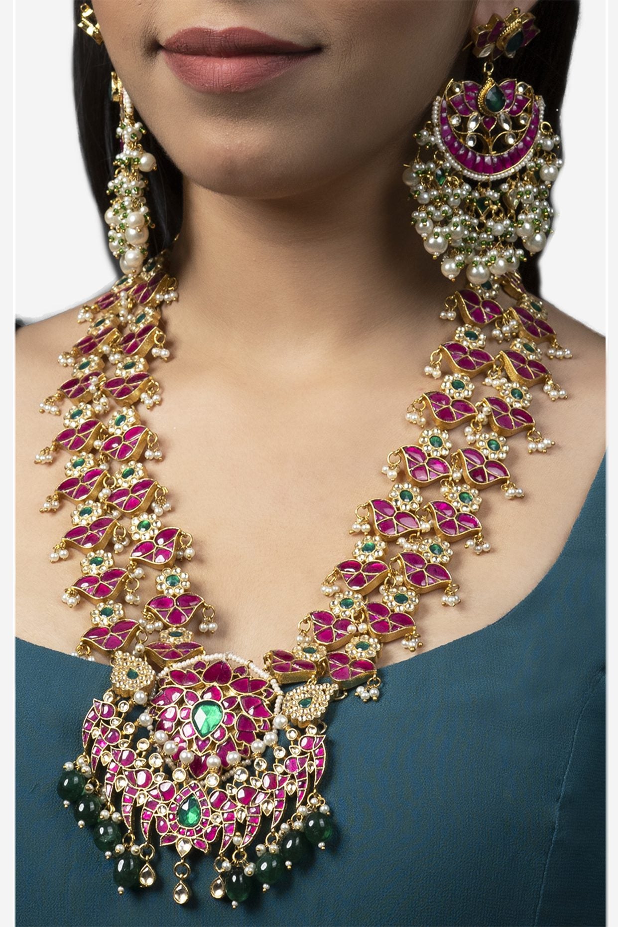 Sophisticated Gold Plated Kundan long Necklace Set