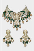 Load image into Gallery viewer, Alluring Gold Plated Kundan Necklace Set
