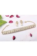 Load image into Gallery viewer, Luxurious Gold Plated Kundan Choker Necklace Set

