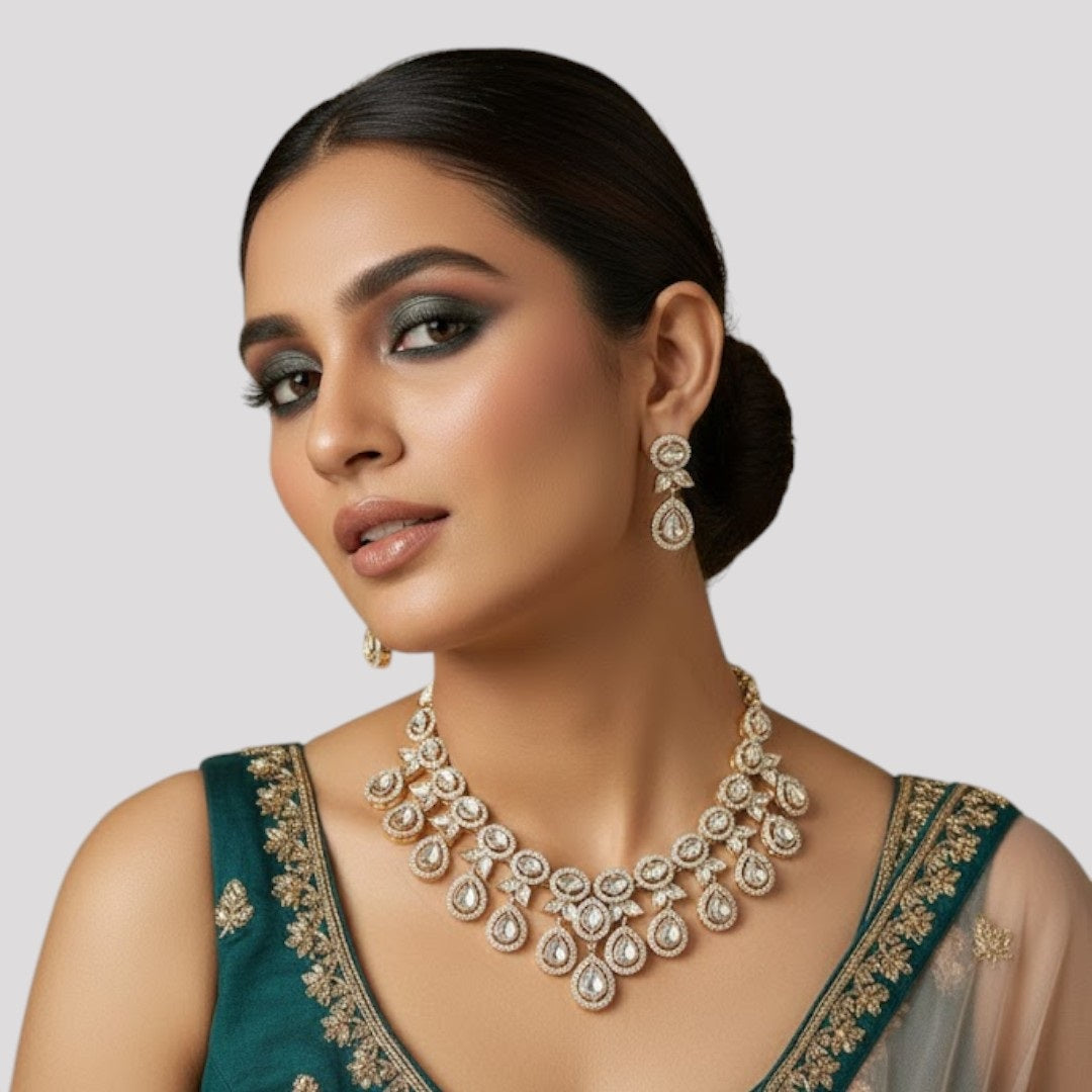 "Gold-plated crystal teardrop necklace and earrings jewellery set for women"