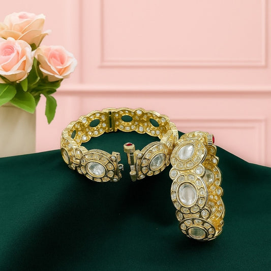 Antique Gold-Plated Kundan Kada Bangles with Red Accents