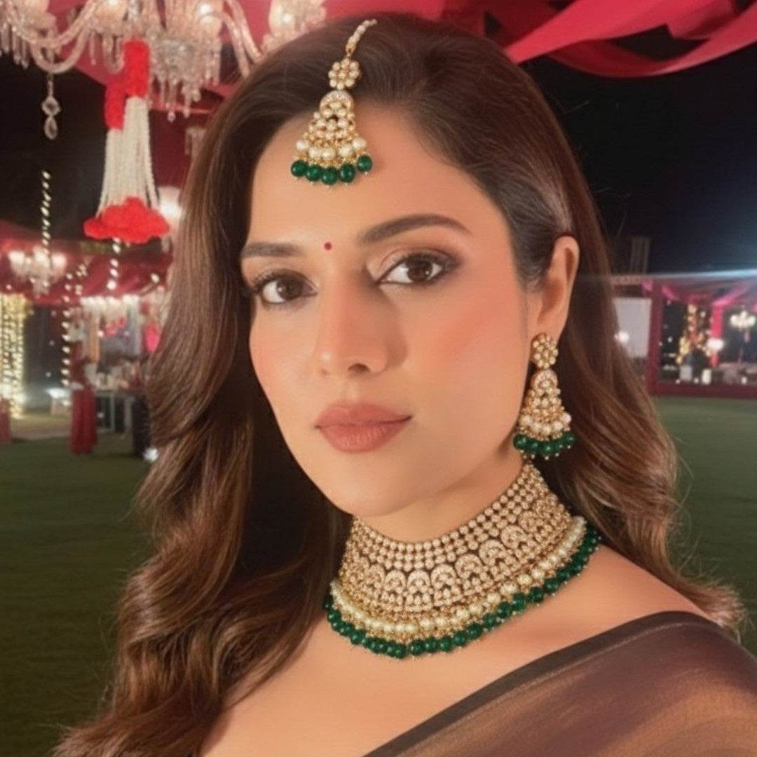 Bridal Kundan Choker Necklace Set with Green Beads & Pearls - Auraa Trends