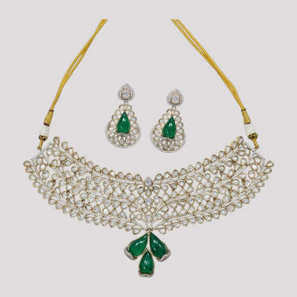 “Kundan choker necklace set with green teardrop stones and matching earrings – traditional bridal jewellery for women.”
