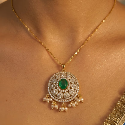 Gold Plated Green Kundan Pendant Necklace Set with Pearl Drop Earrings for Women Traditional Bridal Wedding Jewelry